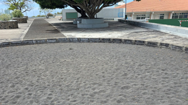 La Consejería recuperará espacios para la lucha canaria en tres centros escolares de Tenerife y La Palma