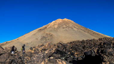El Cabildo gestiona desde hoy la subida al pico del Teide por el sendero nº 10 Telesforo Bravo a través de Tenerife ON