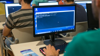 El Cabildo de Tenerife fomenta el buen uso de la tecnología entre 3.000 escolares de Tenerife
