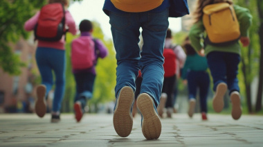 Colegio de Psicología insta al acompañamiento emocional a niños y adolescentes en la vuelta al curso escolar