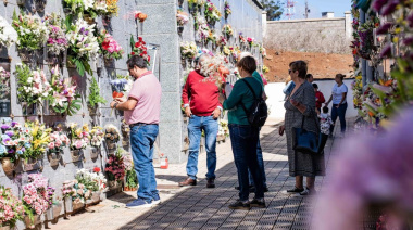 El Ayuntamiento de La Laguna incorpora una plataforma portaféretros en el cementerio de San Luis