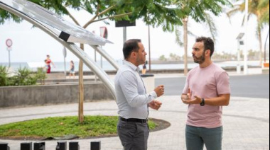 Arrecife estrenará un servicio público de alquiler de bicicletas eléctricas y licita el pliego de las nuevas ordenanzas