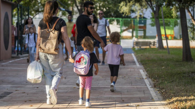 Los alumnos canarios vuelven este martes al cole en Infantil y Primaria