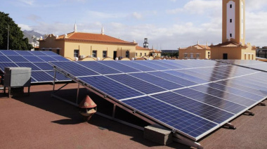 Santa Cruz adjudica la instalación de placas fotovoltaicas en diferentes sedes municipales