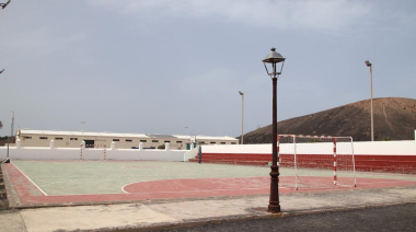Yaiza licita la rehabilitación de la cancha deportiva de Uga por un millón de euros