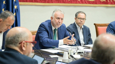 El Parlamento canario responsabiliza a Torres y los consejeros de Sanidad de los contratos durante la pandemia