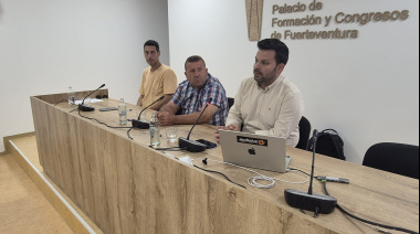 El sector vitivinícola majorero se informa sobre las medidas frente a la filoxera de la vid