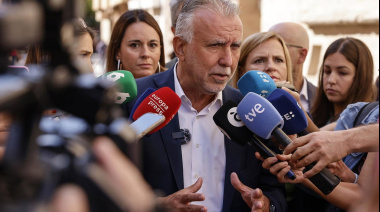 Torres acusa a Feijóo de "mentir" sobre menores migrantes y reprocha al PP que sus CCAA se opongan a la acogida