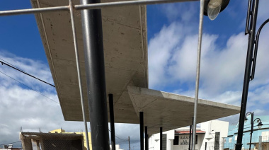 Juntos por Guía denuncia la parálisis que sufre la obra de la Plaza de La Dehesa