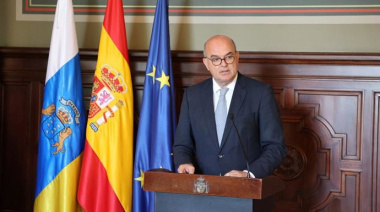 El delegado del Gobierno en Canarias culpa al Ejecutivo regional de enviar 8 expedientes de migrantes mayores de edad