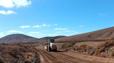El tren de recebe ‘peregrina’ a la romería de San Miguel Arcángel en Fuerteventura