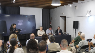 El Ayuntamiento de San Bartolomé ratifica su compromiso con el desarrollo sostenible y las comunidades energéticas locales en Lanzarote