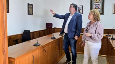Comienzan las obras para mejorar la accesibilidad del salón de plenos del Ayuntamiento de San Bartolomé