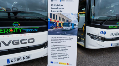 El Cabildo de Lanzarote adquiere cinco nuevas guaguas híbridas y adaptadas para reforzar la red de transporte público