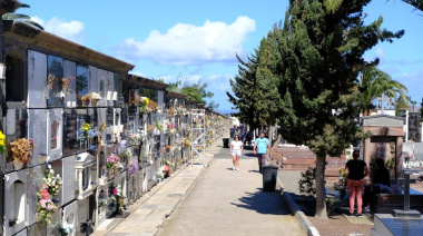 Los cementerios municipales amplían horarios y ofrecen misas por la festividad de Todos los Santos