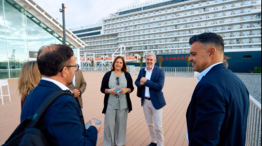 Fernando Clavijo visita la nueva Terminal de Cruceros del Puerto de Las Palmas, futura sede de la Seatrade Med 2026