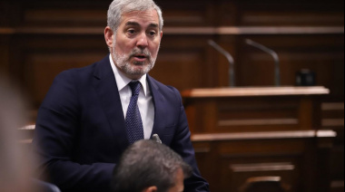 Clavijo avala el presupuesto de 2026 y NC-bc y PSOE reprochan que "renuncia" a combatir pobreza y desigualdad