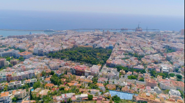 Santa Cruz cierra octubre con un descenso interanual de 1.375 personas desempleadas