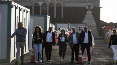 El Gobierno amplía la declaración de emergencia en Canarias con 300.000 euros para atender menores migrantes