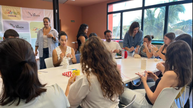Más de un centenar de jóvenes participan en los talleres de crochet organizados por la Concejalía de Juventud del Ayuntamiento de Las Palmas de Gran Canaria
