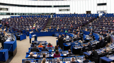 El Parlamento Europeo avala dar más poderes a Europol y agilizar el acceso a datos biométricos contra la migración irregular