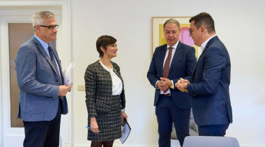 El Estado respalda a Canarias en limitar la compra de vivienda a extranjeros e incluye sus aportes al Plan Estatal