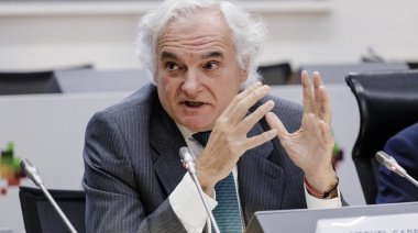 Garrido (CEOE) pide elecciones a un Gobierno "rodeado de corrupción" y "enfangado", que "daña la imagen internacional"