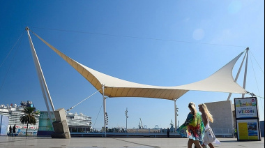 La llegada de turistas internacionales a Canarias crece un 0,8% en octubre hasta 1,37 millones y el gasto crece un 3,1%