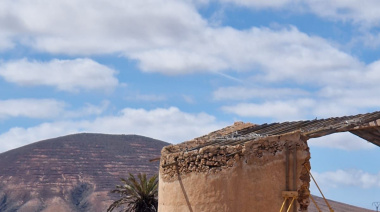 El Cabildo de Fuerteventura firma el convenio para consolidar el singular Taro de Teguerey mientras se ultima su compra