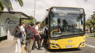 Los viajeros en guagua en Canarias crecen un 6% en octubre, hasta los 9,8 millones