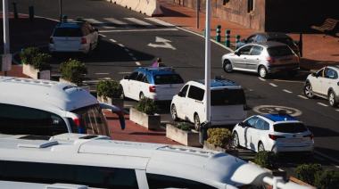 El Cabildo de La Gomera resuelve la convocatoria de ayudas al sector del taxi con más de 249 mil euros de inversión