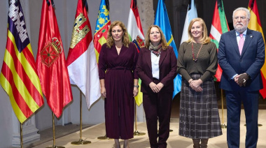 Astrid Pérez defiende en la Coprepa el parlamentarismo como "eje esencial" de la democracia