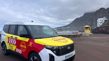 El servicio de socorrismo en playas y piscinas de La Laguna se refuerza con un nuevo vehículo de emergencias