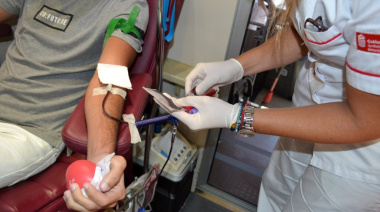El SCS incide en la importancia de donar sangre y recuerda que cuenta con más de 25 puntos fijos y móviles en Canarias