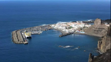 Los Puertos Autonómicos de Canarias impulsan seis candidaturas a Bandera Azul