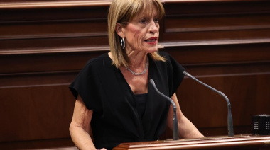 Esther González cuestiona la eficacia de las 51 medidas de CC y el PP para afrontar el reto demográfico