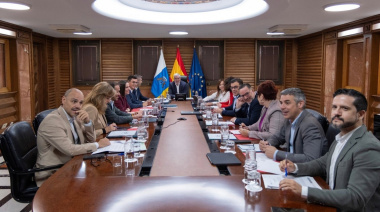 Canarias aprueba un protocolo que coordinará el uso de drones durante las emergencias