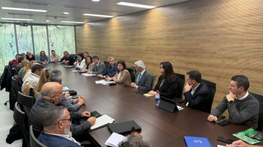 El PP traslada al Congreso las demandas de policías nacionales, guardias civiles y funcionarios de prisiones para reforzar la seguridad y las infraestructuras del Estado en Canarias