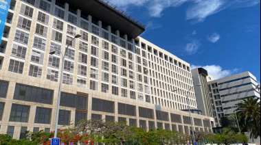 Sanidad destina 319.300 euros a la adquisición de un microscopio quirúrgico oftalmológico para el Hospital Insular