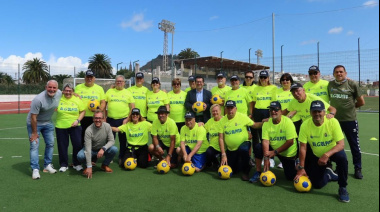 El alcalde de Arucas anima a los mayores a unirse al equipo de fútbol caminando “AlGolpito”