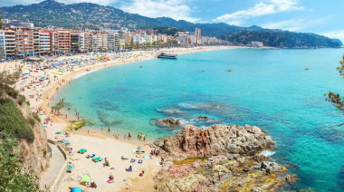 Los municipios turísticos se preparan para Semana Santa con una oferta diversificada basada en el impulso del Turismo Azul