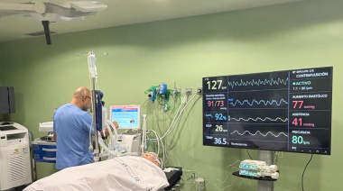 Medicina Intensiva del Insular-Materno Infantil impulsa la simulación clínica para la formación de sus residentes