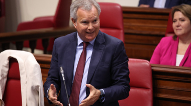 El PSOE lleva a Pleno los efectos del Decreto de medidas anticrisis en las familias canarias y la instalación de camas elevables en alojamientos turísticos de las islas