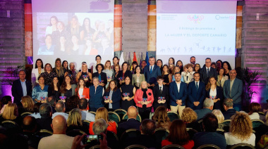 La III Gala de la Mujer y el Deporte Canario reconoce a una veintena de referentes del deporte femenino isleño