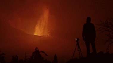 Proyección de ‘Un volcán habitado’, una crónica íntima de la erupción de La Palma