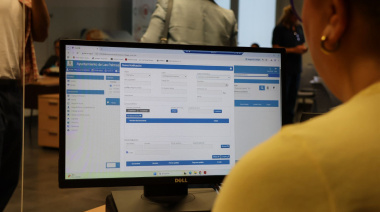 El Ayuntamiento de Las Palmas de Gran Canaria activa en La Isleta la tramitación de certificados de vulnerabilidad para la regularización extraordinaria