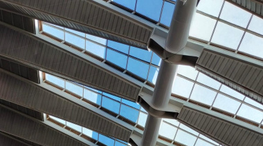 El Recinto Ferial de Tenerife moderniza su gran cubierta para ganar luminosidad y eficiencia