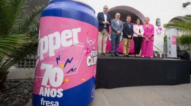 Carolina Darias destaca a Clipper como símbolo de identidad local y éxito empresarial en su 70 aniversario