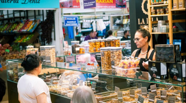 El Mercado de La Laguna celebrará el Día de la Madre con obsequios, photocall temático y música en directo