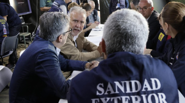 Torres, a los críticos del fondeo del 'MV Hondius': "¿Qué ocurriría si dentro hubiera familiares nuestros?"